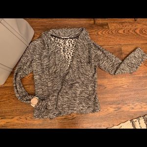 Comfy Cardigan/Blazer with pockets!!